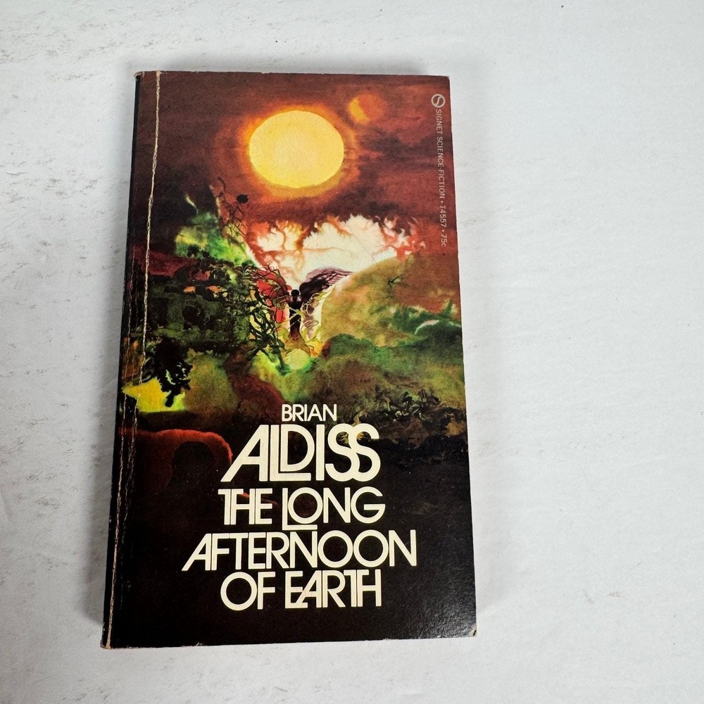 Long Afternoon of Earth Brian Aldiss 1962 Signet Science Fiction Paperback